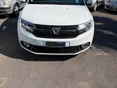 Brugt Dacia Sandero Comfort 75 HK (55 kW) 2019 Hvid Sedan