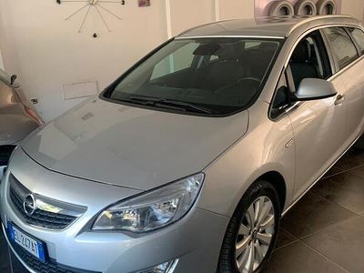 usata Opel Astra 5p 1.7 cdti Cosmo 125cv