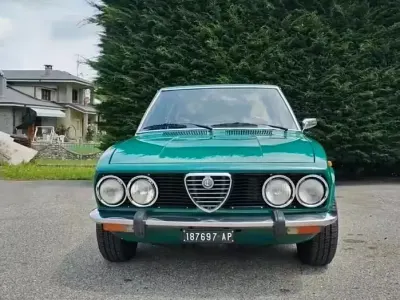 Second-hand Alfa Romeo Alfetta 1970 Verde Berlinǎ