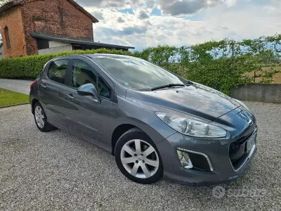 Usata Peugeot 308 92 CV (67 kW) 2012 Grigio Berlina