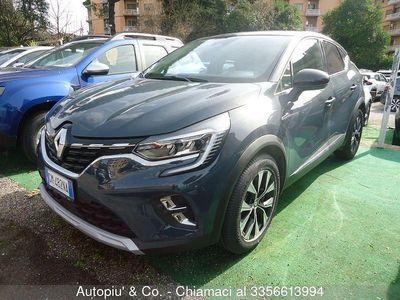 Usata Renault Captur Techno 145 CV (106 kW) 2023 Blu SUV