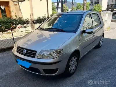 Usata Fiat Punto 80 CV (58 kW) 2003 Grigio Utilitaria