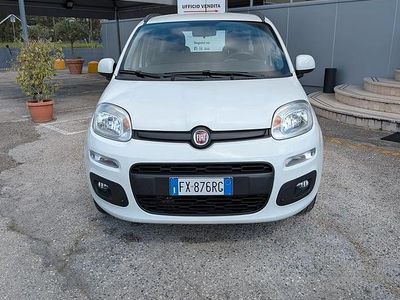 Usata Fiat Panda Lounge 69 CV (50 kW) 2019 Bianco Utilitaria