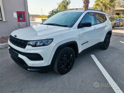 Usata Jeep Compass Night Eagle 131 CV (96 kW) 2023 Bianco SUV