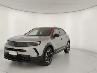 Usata Opel Mokka GS Line 101 CV (74 kW) 2022 Grigio SUV