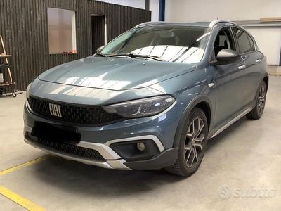 Usata Fiat Tipo Cross 130 CV (95 kW) 2021 Blu Berlina