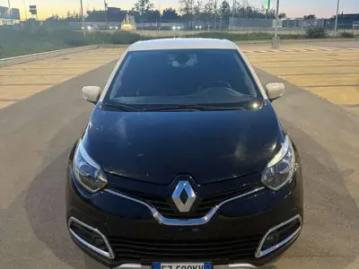 Usata Renault Captur 90 CV (66 kW) 2015 SUV