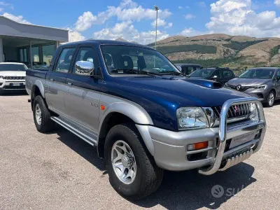 Usata Mitsubishi L200 101 CV (74 kW) 2000 Bluazzurro Pick-up