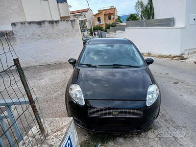 Usata Fiat Grande Punto 65 CV (47 kW) 2007 Nero Utilitaria