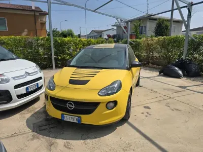 Usata Opel Adam Slam 87 CV (63 kW) 2013 Utilitaria