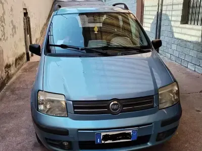 Usata Fiat Panda 54 CV (39 kW) 2005 Bluazzurro Utilitaria