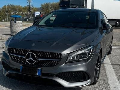 Usata Mercedes CLA200 Premium 136 CV (100 kW) 2018 Grigio Station wagon