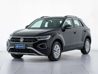 Begagnad VW T-Roc Life 150 HK (110 kW) 2024 Svart SUV