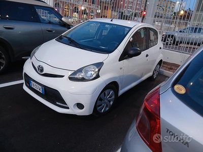 Bianco Usata 2012 Toyota Aygo Utilitaria | 4400 € (Buon prezzo)
