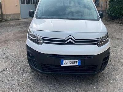 Usata Citroën Berlingo Feel 102 CV (75 kW) 2020 Bianco Monovolume