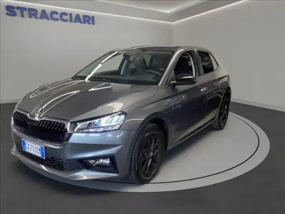 Usata Skoda Fabia 80 CV (58 kW) 2025 Grigio metallizzato Utilitaria