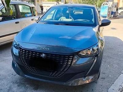 Usata Peugeot 208 Allure 102 CV (75 kW) 2021 Grigio Utilitaria