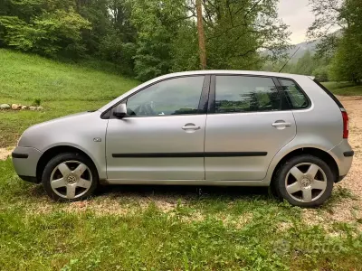 Occasion VW Polo 75 ch (55 kW) 2002 Gris Citadine