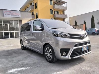 Usata Toyota Proace Verso Luxury 180 CV (132 kW) 2021 Grigio Station wagon