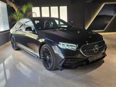 Usata Mercedes E220 AMG Line Premium 197 CV (144 kW) 2025 Nero Berlina