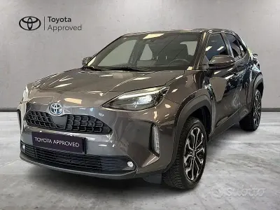 Usata Toyota Yaris Cross Trend 116 CV (85 kW) 2022 Grigio SUV