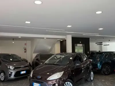 Usata Ford Ka Titanium 69 CV (50 kW) 2011 Lilla Utilitaria