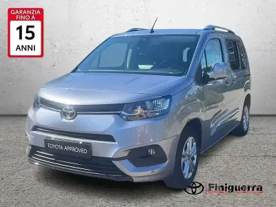 Gebraucht Toyota Proace Verso City 110 PS (80 kW) 2021 Grau Kombi