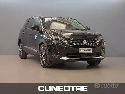 Usata Peugeot 5008 Allure 131 CV (96 kW) 2021 Nero SUV