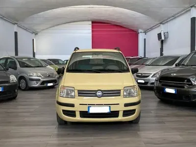 Usata Fiat Panda 60 CV (44 kW) 2006 Giallo Utilitaria