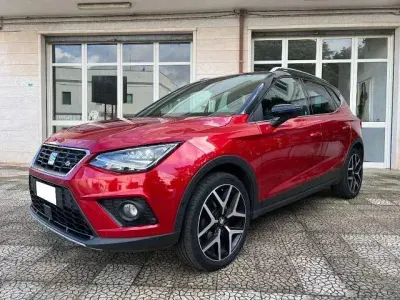 Begagnad Seat Arona FR 90 HK (66 kW) 2019 Röd SUV