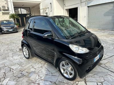 Usata Smart ForTwo Cabrio Pulse 45 CV (33 kW) 2009 Nero Cabrio