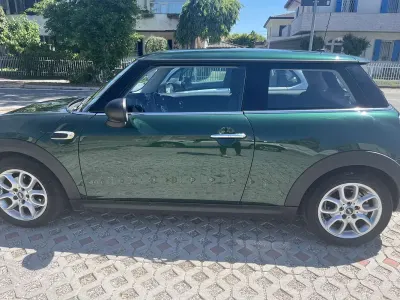 Usata Mini ONE 102 CV (75 kW) 2018 Utilitaria