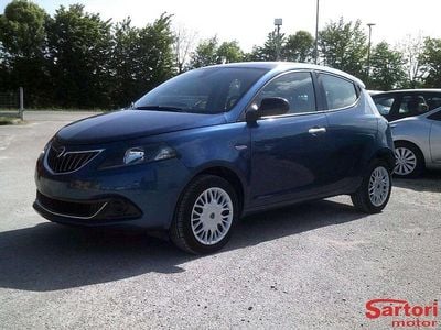 Usata Lancia Ypsilon S 71 CV (52 kW) 2021 Blu Utilitaria