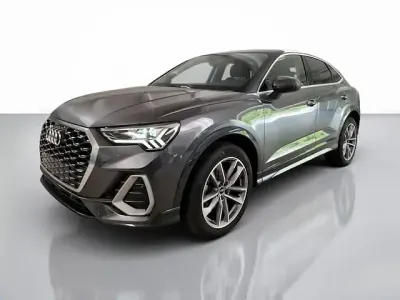 Usata Audi Q3 Sportback S-Line 150 CV (110 kW) 2025 Grigio daytona perlato SUV