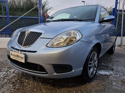 usata Lancia Ypsilon 1.3 MJT 75 CV Platino