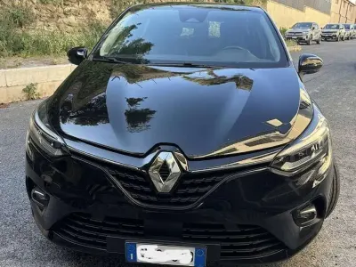 Usata Renault Clio V Intens 101 CV (74 kW) 2020 Nero Berlina