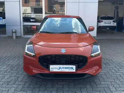 Nuova Suzuki Swift 82 CV (60 kW) 2026 Arancione Utilitaria