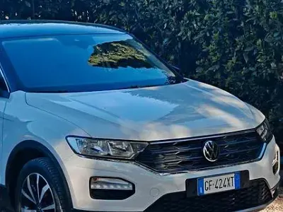 Usata VW T-Roc 110 CV (80 kW) 2021 Bianco SUV