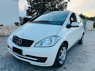 Usata Mercedes A180 108 CV (79 kW) 2012 Bianco Berlina