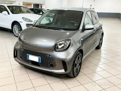 Usata Smart ForFour Electric Drive Passion 41 kW (56 CV) 2020 Grigio Berlina