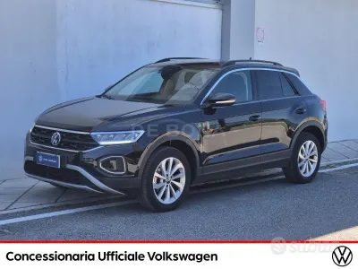 Usata VW T-Roc Edition 116 CV (85 kW) 2024 Nero SUV