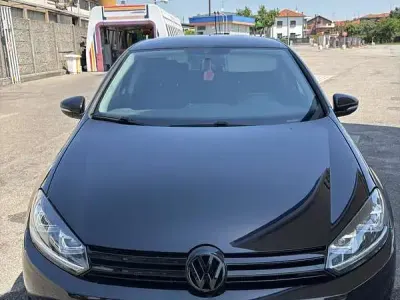 Usata VW Golf VI Comfortline 122 CV (89 kW) 2010 Nero Utilitaria