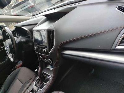 Usata Subaru XV 114 CV (83 kW) 2019 Grigio SUV