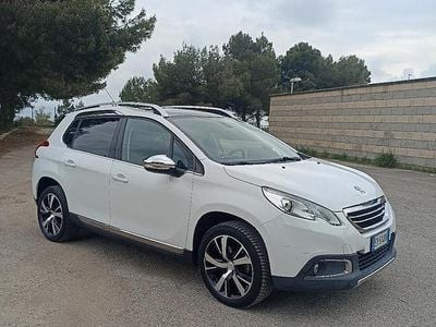 Usata Peugeot 2008 Allure 110 CV (80 kW) 2015 Bianco SUV