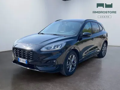 Usata Ford Kuga ST-Line 120 CV (88 kW) 2023 Agate black SUV