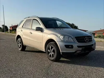 Begagnad Mercedes ML320