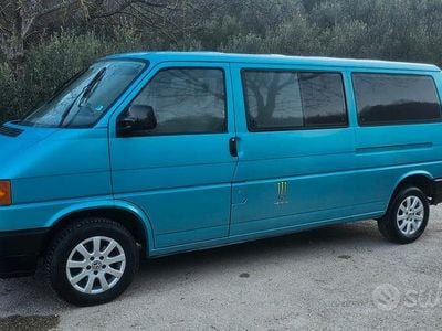 Usata VW Caravelle 1994 Blu Monovolume