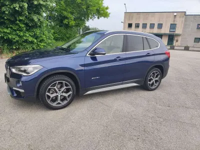 Usata BMW X1 150 CV (110 kW) 2015 Blu SUV