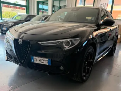 Usata Alfa Romeo Stelvio Veloce 209 CV (153 kW) 2022 Nero SUV