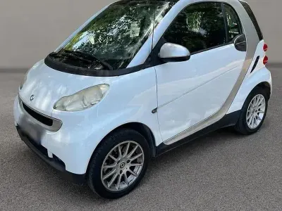 Usata Smart ForTwo Coupé Passion 54 CV (39 kW) 2009 Bianco Coupé